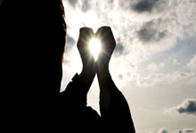 威尔士龙心猛攻，战胜后空润华满